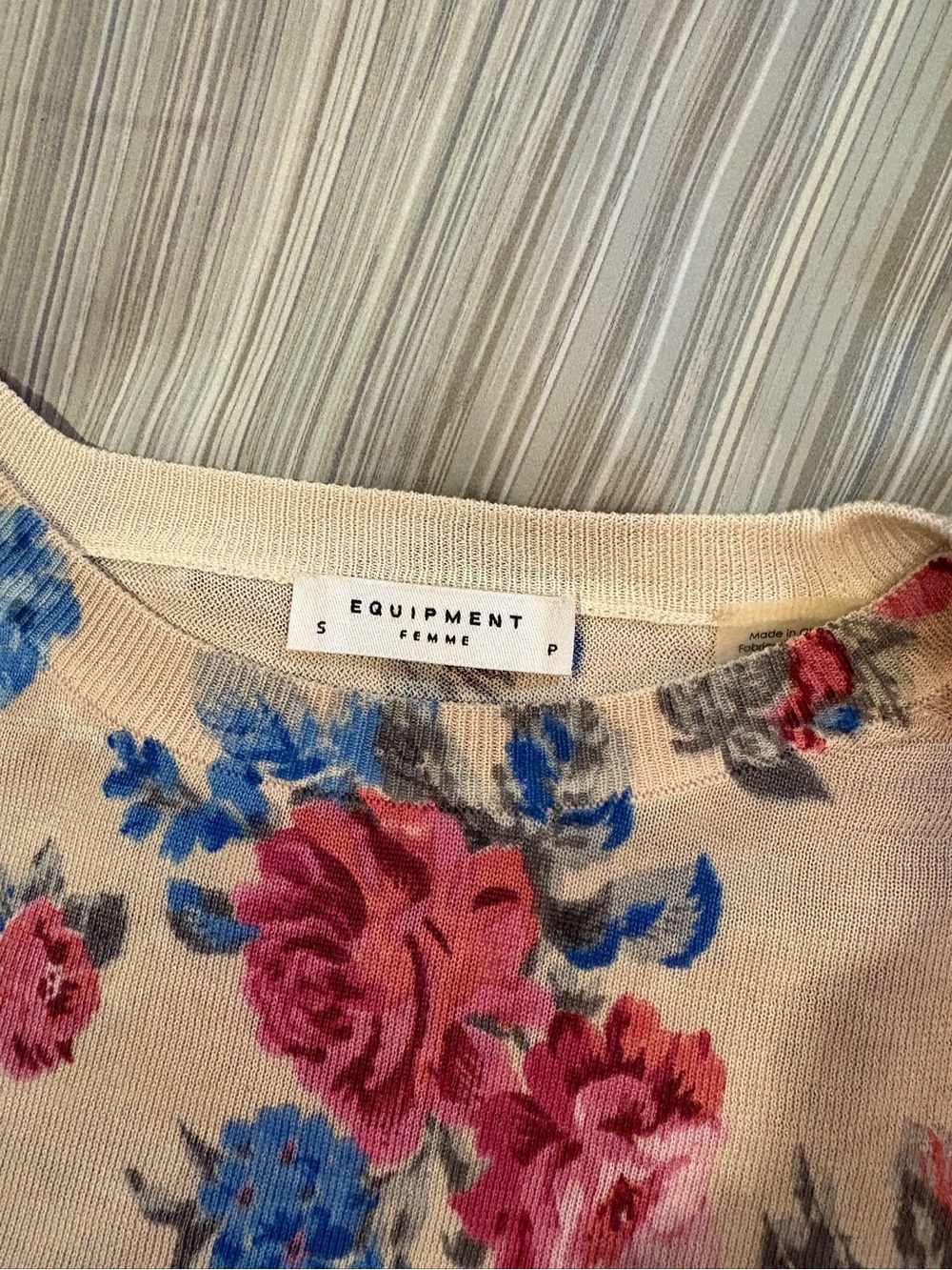 Equipment Tan Floral Long Sleeve Silk Sweater - Picture 3 of 5